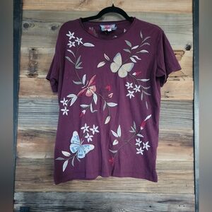 Johnny Was Burgundy Butterfly Embroidered Beautiful T Shirt Size Small Excellent